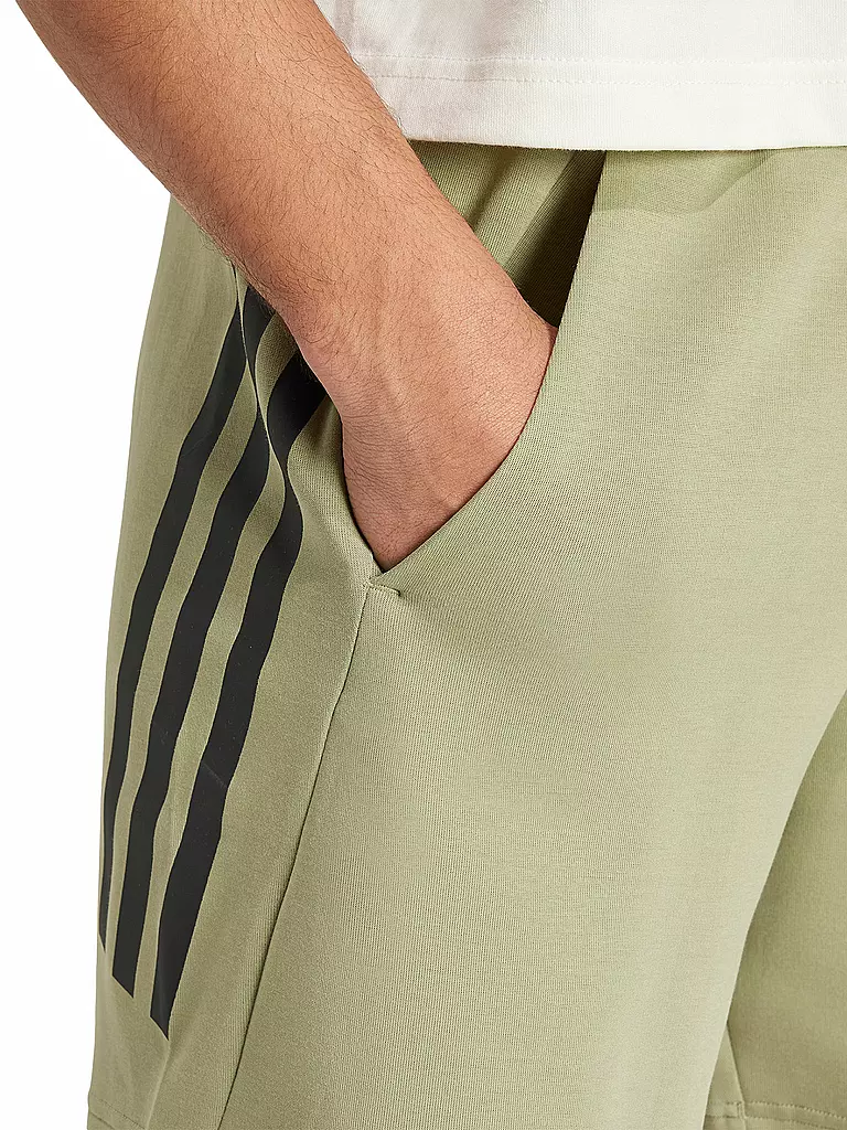 ADIDAS | Herren Short Future Icons 3-Streifen  | olive