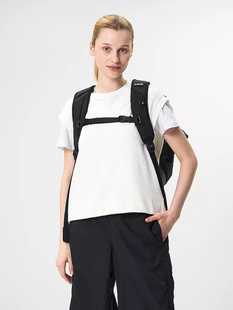 AEVOR | Rucksack Roll Pack 20-28L | grün