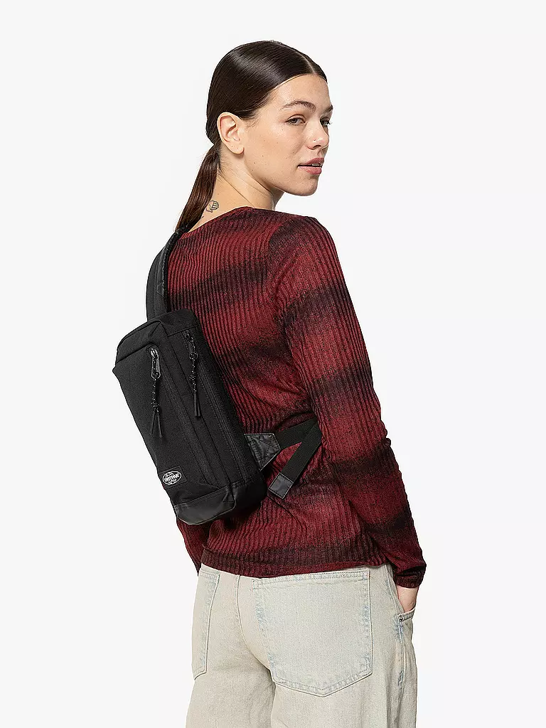 EASTPAK | Umhängetasche Icon Sling 5L | schwarz