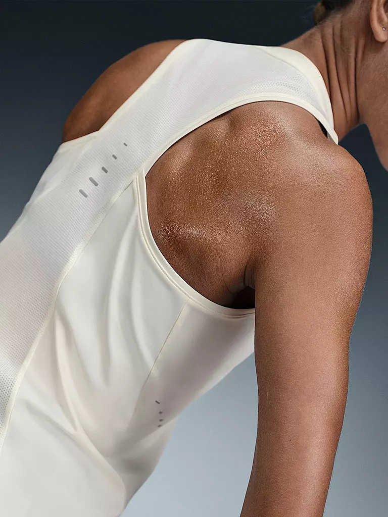 NIKE | Damen Lauftank Swift | beige