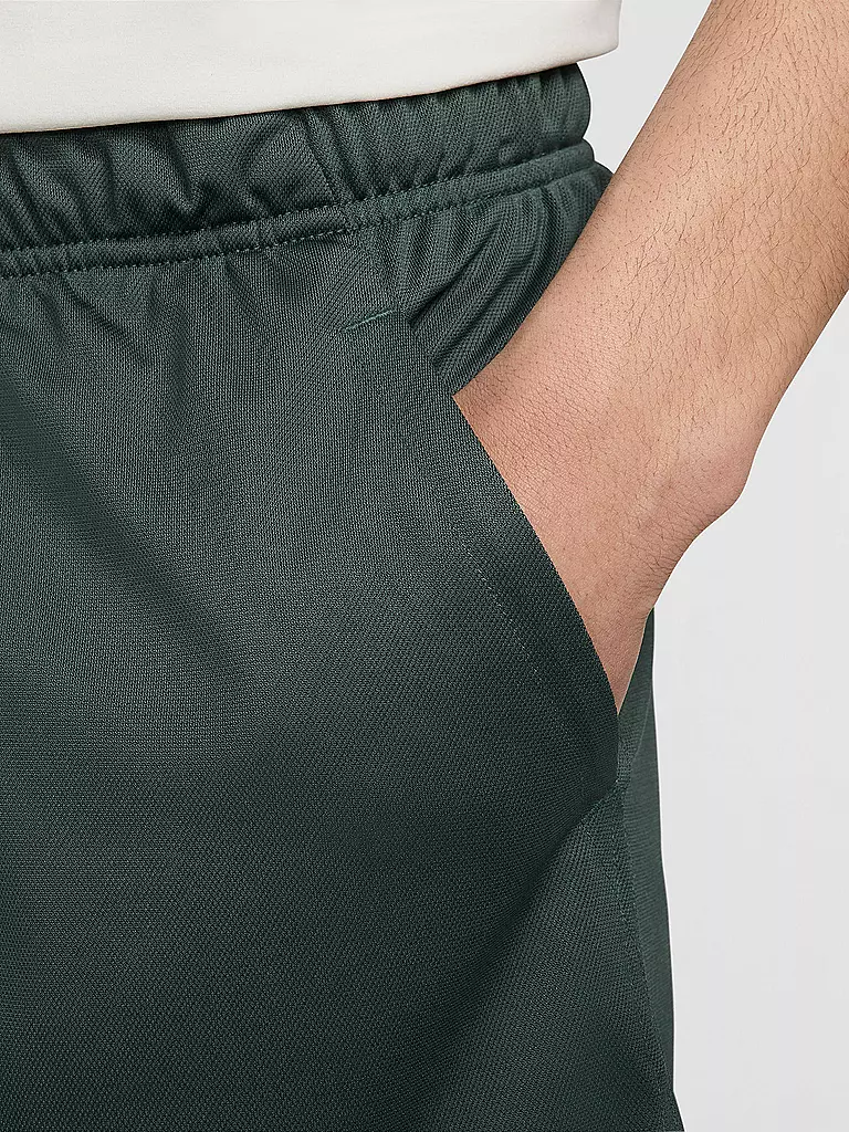 NIKE | Herren Fitnessshort Dri-FIT Totality | olive