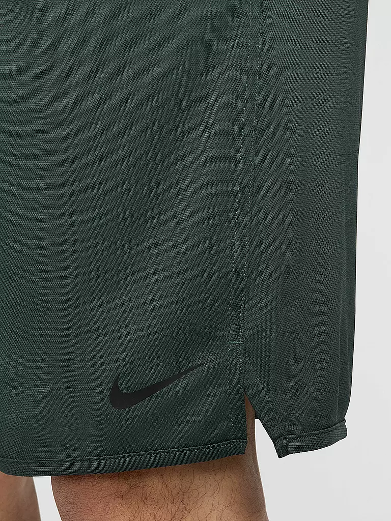 NIKE | Herren Fitnessshort Dri-FIT Totality | grau