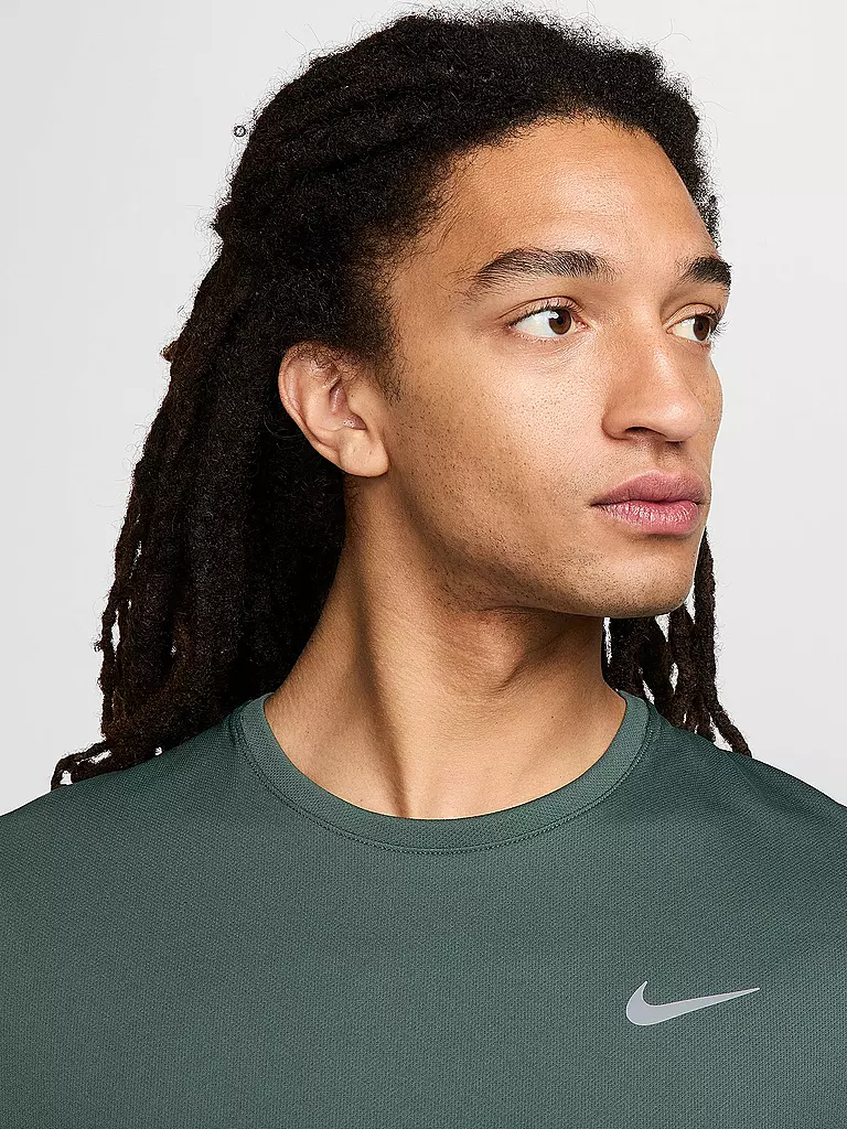 NIKE | Herren Laufshirt Dri-FIT UV Miler | dunkelgrün