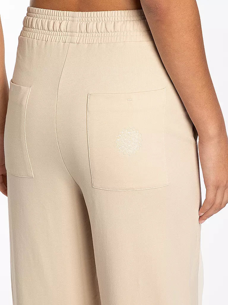 THE SPIRIT OF OM | Damen Yogahose Ojas | creme